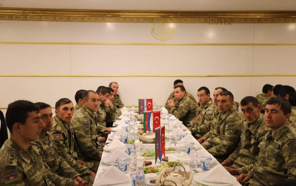 Qars şəhərində 20 Yanvar şəhidlərinin xatirəsi anılıb<font color=red> - FOTOLAR</font>