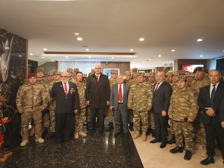 Qars şəhərində 20 Yanvar şəhidlərinin xatirəsi anılıb<font color=red> - FOTOLAR</font>