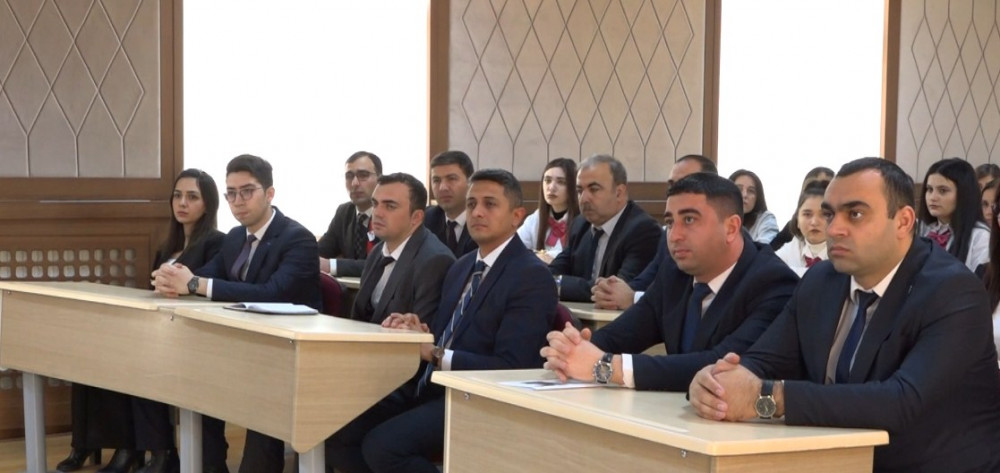 Ali məktəblərdə 20 Yanvarla bağlı tədbirlər keçirilib<font color=red> - FOTOLAR</font>