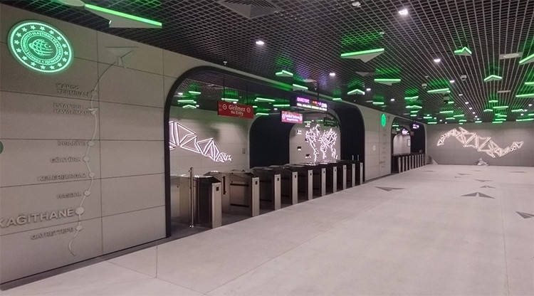 Türkiyənin ən sürətli metro xətti istifadəyə verilib<font color=red> - FOTOLAR</font>