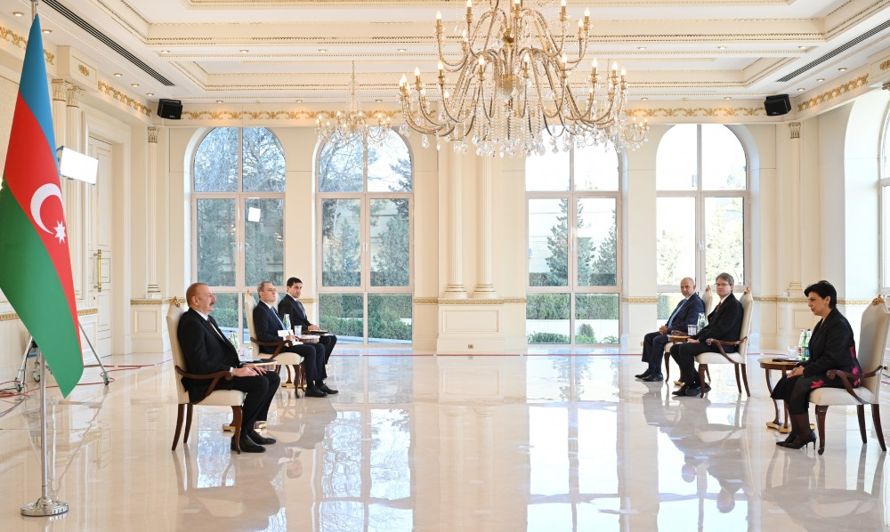 Prezident İlham Əliyev Meksikanın Azərbaycanda yeni təyin olunan səfirinin etimadnaməsini qəbul edib<font color='red'> - YENİLƏNİB</font><font color=red> - FOTOLAR</font>