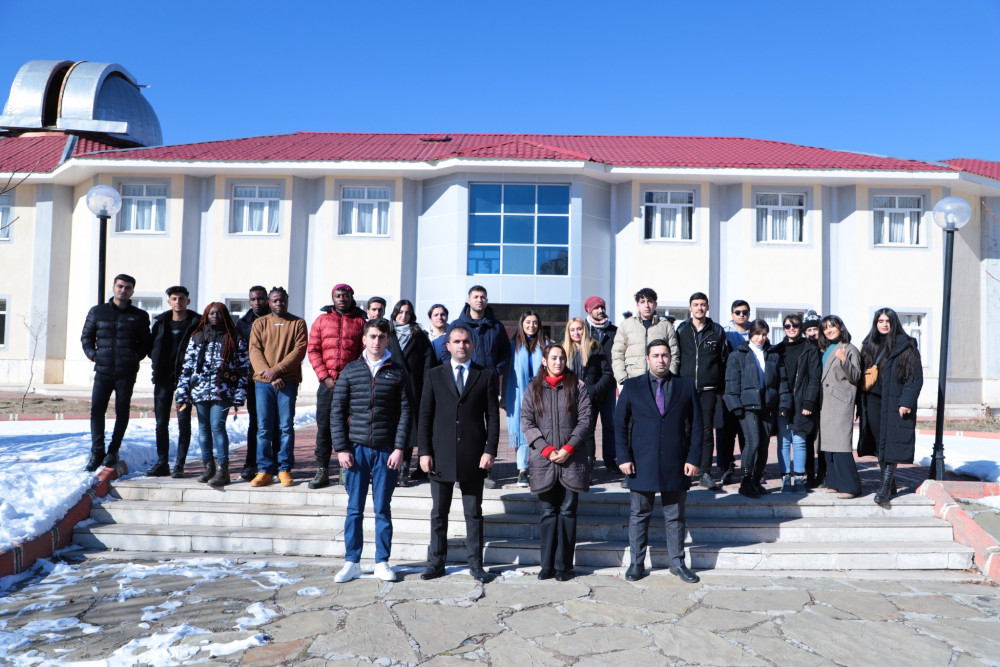 Əcnəbi tələbələr Şahbuzun turizm imkanları ilə tanış olublar<font color=red> - FOTOLAR</font>