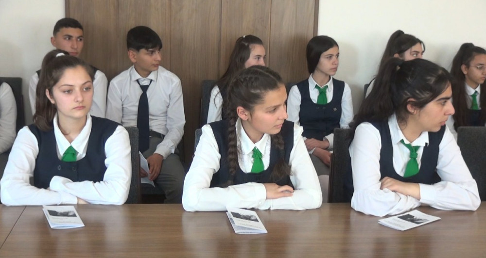 Sədərəkdə “Erkən nikah ailə institutunun məhvidir” mövzusunda tədbir keçirilib<font color=red> - FOTOLAR</font>