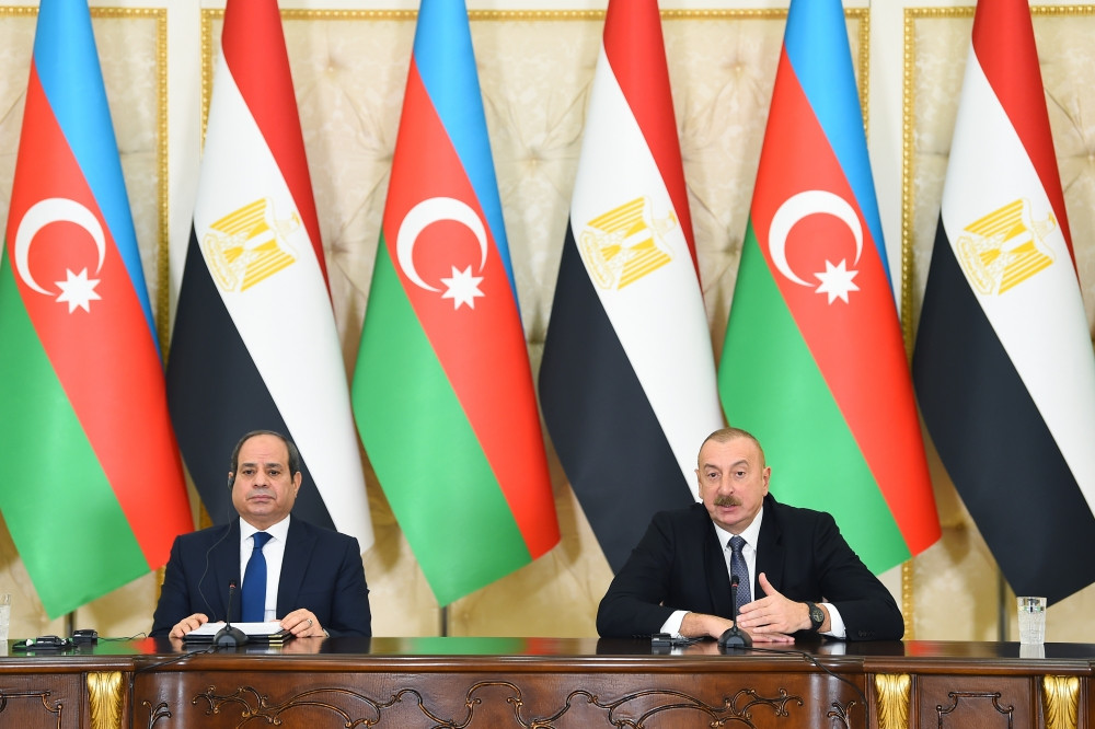 Azərbaycan və Misir prezidentləri mətbuata bəyanatlarla çıxış ediblər<font color='red'> - YENİLƏNİB</font><font color=red> - FOTOLAR</font>