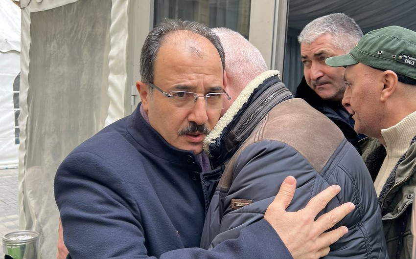 Türkiyə səfiri şəhid Orxan Əsgərovun yas mərasimində iştirak edib, ailəsinə başsağlığı verib<font color=red> - FOTOLAR</font>