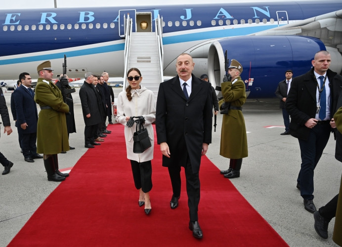 Azərbaycan Prezidenti İlham Əliyev Macarıstana rəsmi səfərə gedib<font color=red> - FOTOLAR</font>