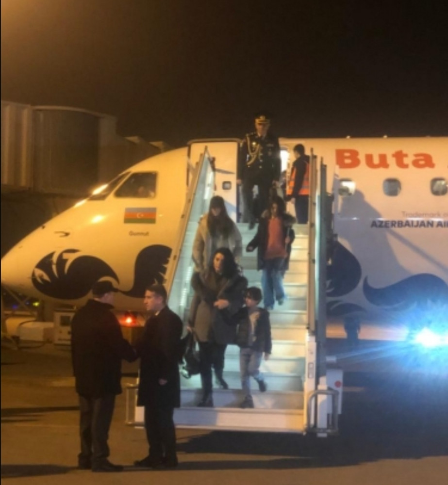 Azərbaycanın Tehrandakı səfirliyinə terror hücumu zamanı şəhid olan Orxan Əsgərovun nəşi Bakıya gətirilib<font color=red> - FOTOLAR</font>