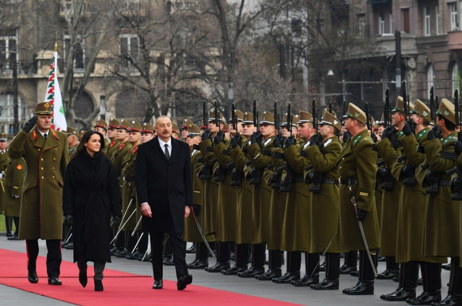 Budapeştdə Azərbaycan Prezidenti İlham Əliyevin rəsmi qarşılanma mərasimi olub<font color=red> - FOTOLAR</font>