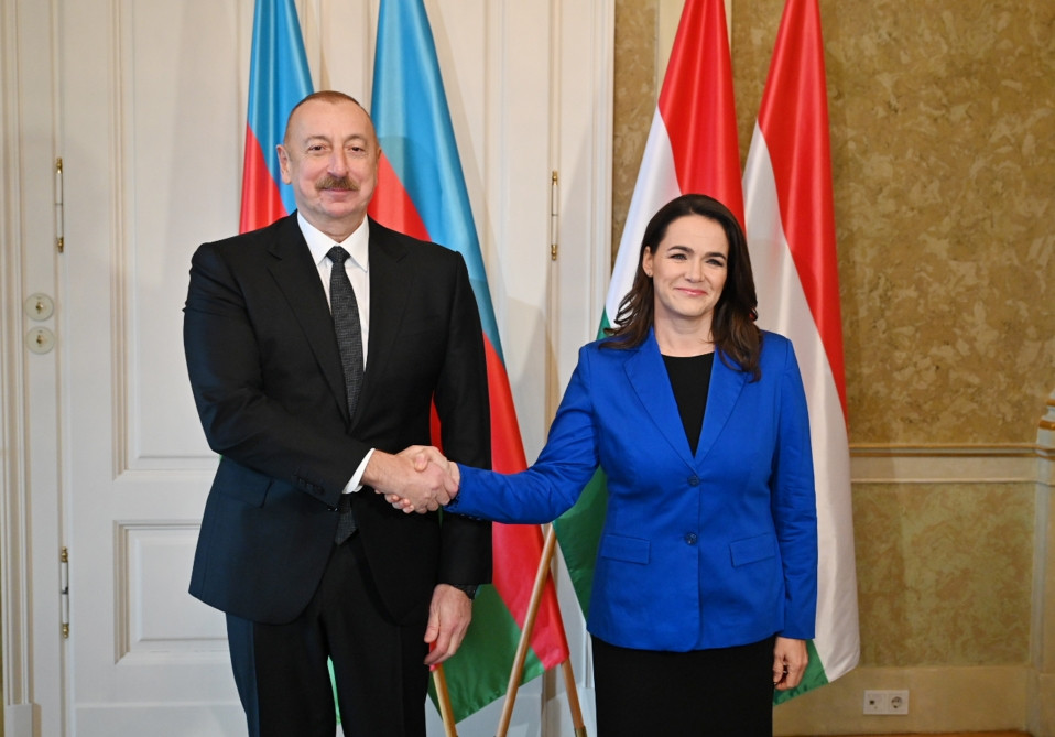 Azərbaycan Prezidenti İlham Əliyevin Macarıstan Prezidenti Katalin Novak ilə təkbətək görüşü olub<font color='red'> - YENİLƏNİB</font><font color=red> - FOTOLAR</font>