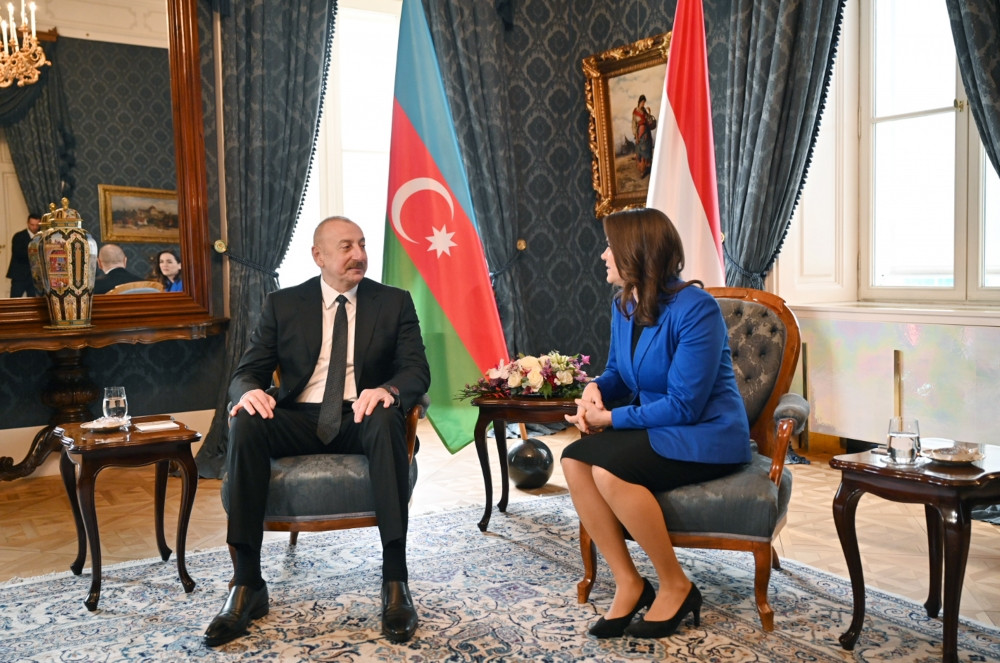 Azərbaycan Prezidenti İlham Əliyevin Macarıstan Prezidenti Katalin Novak ilə təkbətək görüşü olub<font color='red'> - YENİLƏNİB</font><font color=red> - FOTOLAR</font>