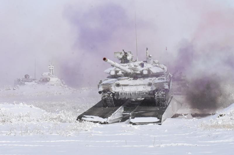 Azərbaycan Ordusunun tankları Türkiyədə keçirilən təlimlərdə manevrlər edib<font color=red> - FOTOLAR</font>