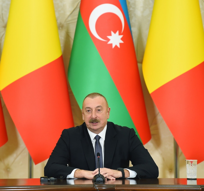 Azərbaycan və Rumıniya prezidentləri mətbuata bəyanatlarla çıxış ediblər<font color='red'> - YENİLƏNİB</font><font color=red> - FOTOLAR</font>