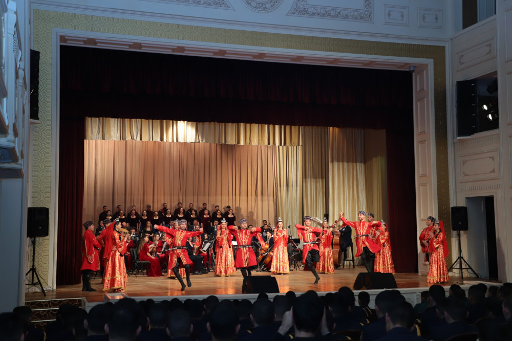 Gənclər Günü münasibətilə konsert proqramı keçirilib<font color=red> - FOTOLAR</font>