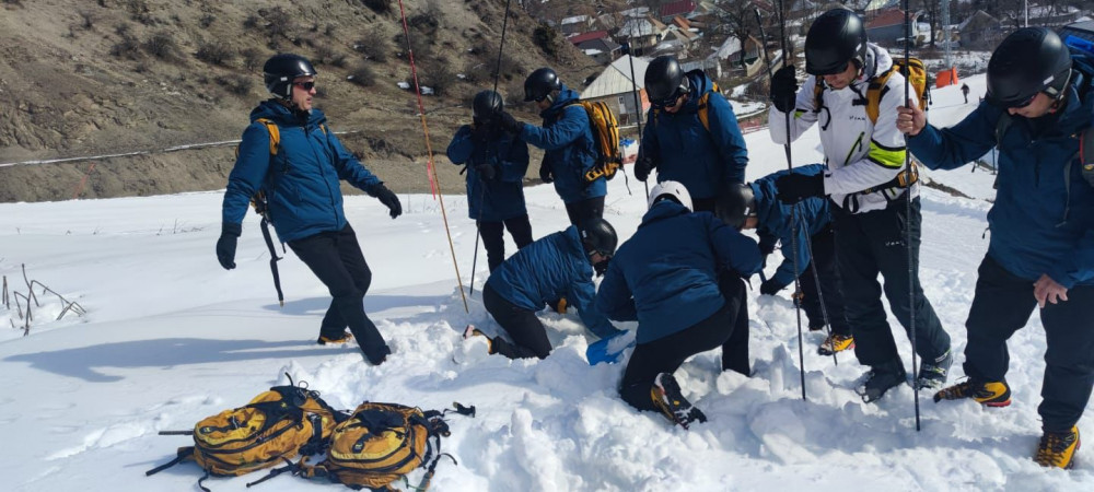 Naxçıvan MR FHN-in xilasediciləri Qəbələdə təlimdə olublar<font color=red> - FOTOLAR</font>