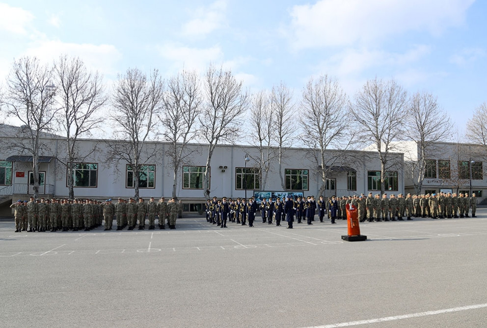 Azərbaycan Ordusunda növbəti “Komando başlanğıc kursu” başa çatıb<font color=red> - FOTOLAR</font>