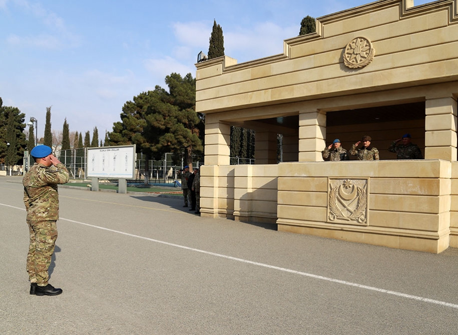 Azərbaycan Ordusunda növbəti “Komando başlanğıc kursu” başa çatıb<font color=red> - FOTOLAR</font>