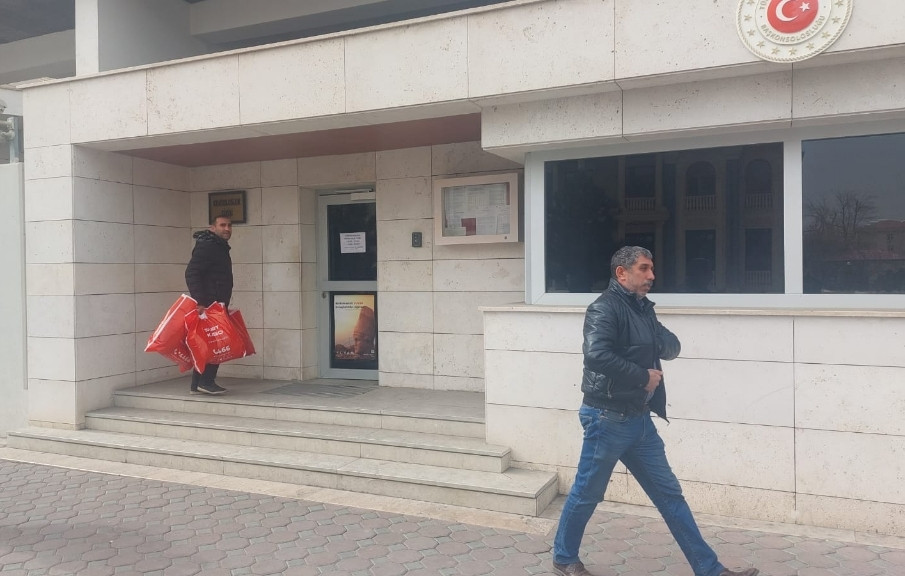 <strong>Naxçıvandan Türkiyədəki zəlzələdən zərər görmüş bölgələrə yardımlara başlanılıb<font color=red> - FOTOLAR</font></strong>