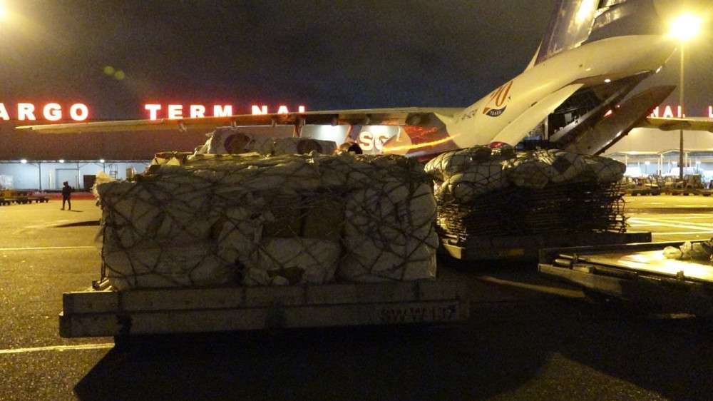 FHN-in humanitar yardımını aparan növbəti təyyarə Türkiyəyə yola düşüb<font color=red> - FOTOLAR</font>