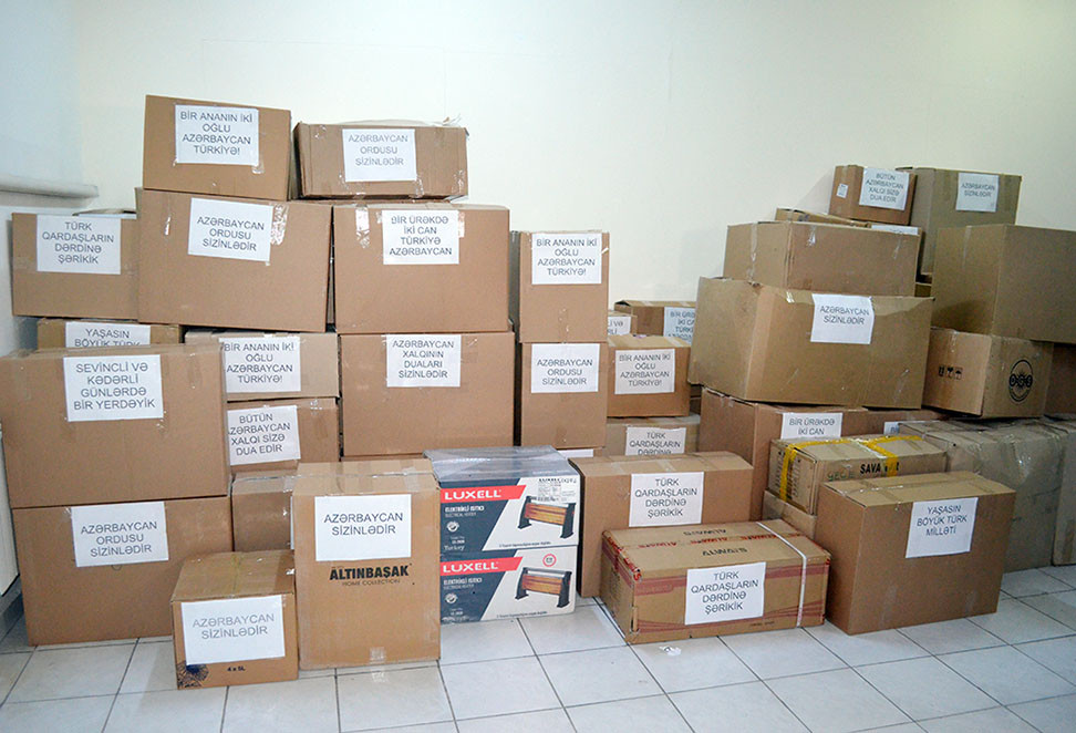 Müdafiə Nazirliyinin təşkilatçılığı ilə Türkiyəyə növbəti yardım göndərilib<font color=red> - FOTOLAR</font>