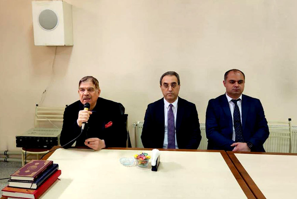 Naxçıvan şəhərində zəlzələ qurbanlarının xatirəsinə ehsan verilib<font color=red> - FOTOLAR</font>