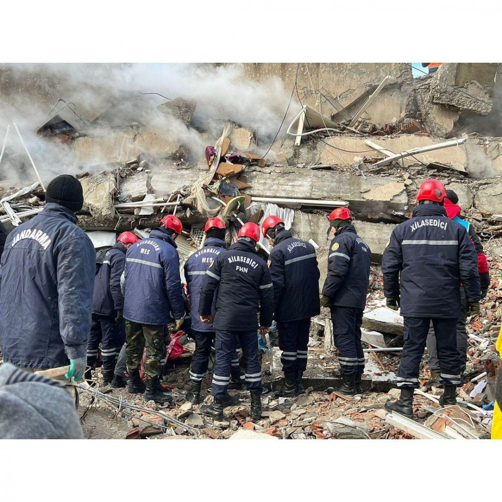 Mehriban Əliyeva Türkiyəyə yardımlarla bağlı paylaşım edib<font color=red> - FOTOLAR</font>