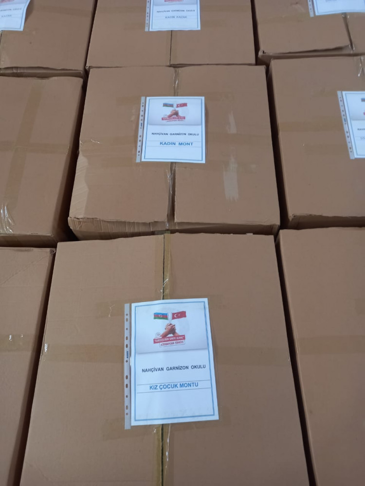 Türkiyəyə yardım kampaniyasına Naxçıvan məktəbləri də qoşulub<font color=red> - FOTOLAR</font>