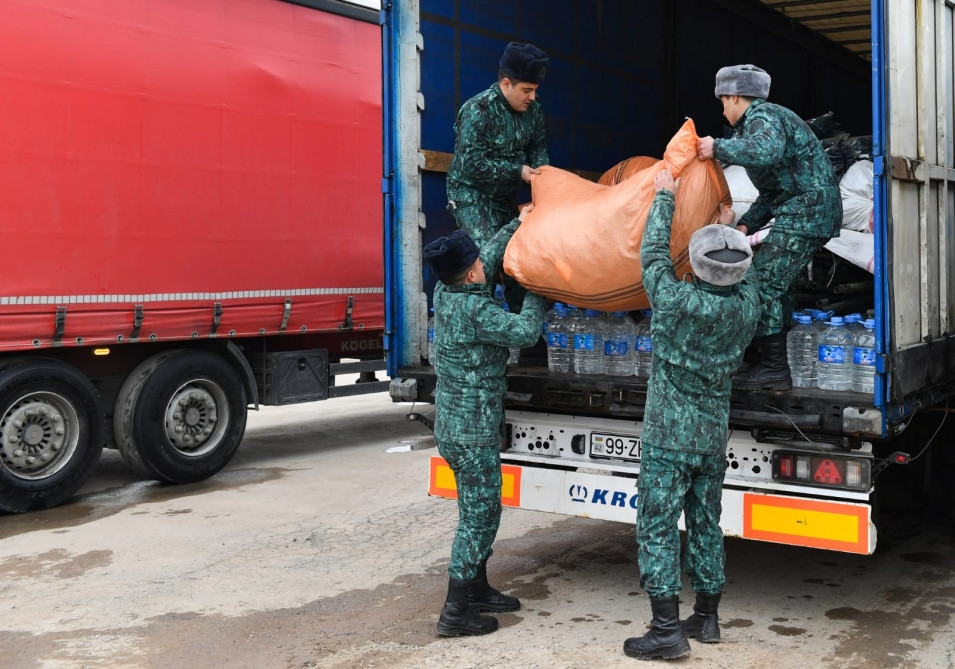 Prezidentin tapşırığına uyğun olaraq, DSX Türkiyəyə növbəti yardım göndərib<font color=red> - FOTOLAR</font>