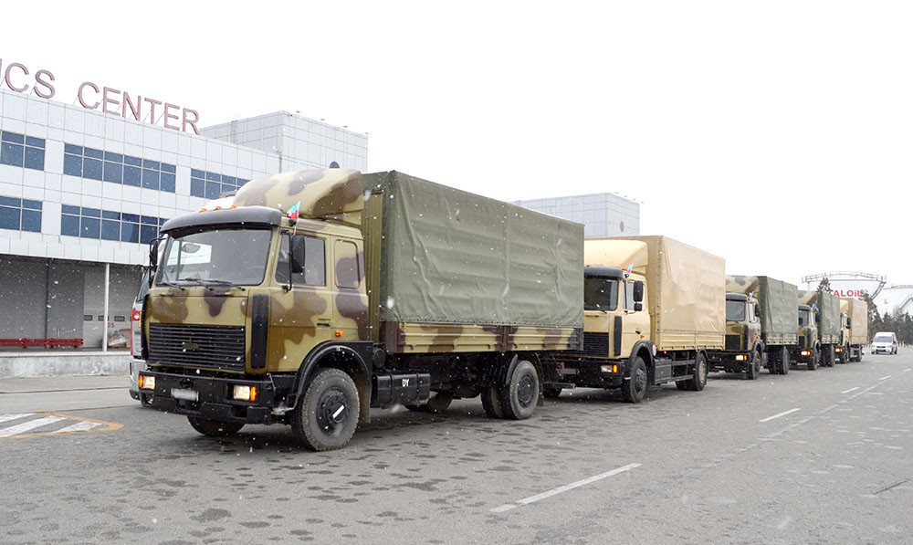 Qardaş Türkiyəyə qış səhra çadırları göndərilib<font color=red> - FOTOLAR</font>