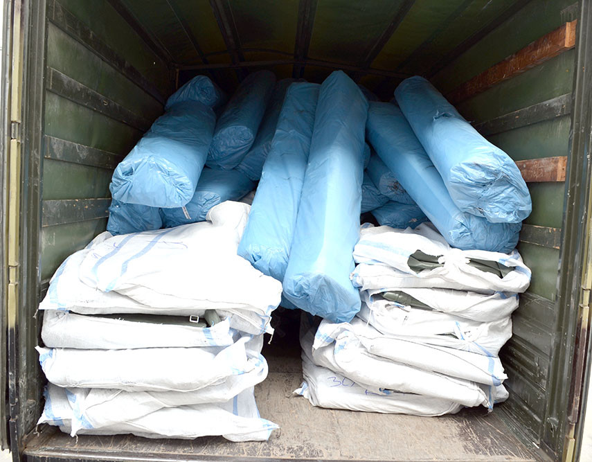 Qardaş Türkiyəyə qış səhra çadırları göndərilib<font color=red> - FOTOLAR</font>