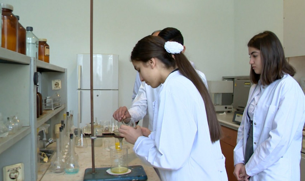 Naxçıvan  “Sabahın alimləri” müsabiqəsində  6 elmi layihə ilə təmsil olunacaq<font color=red> - FOTOLAR</font>