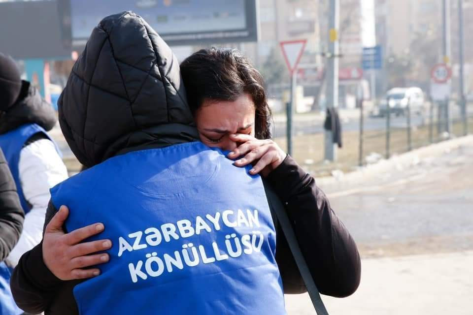 Azərbaycan könüllüləri Kahramanmaraşda fəaliyyətə başlayıblar<font color=red> - FOTOLAR</font>