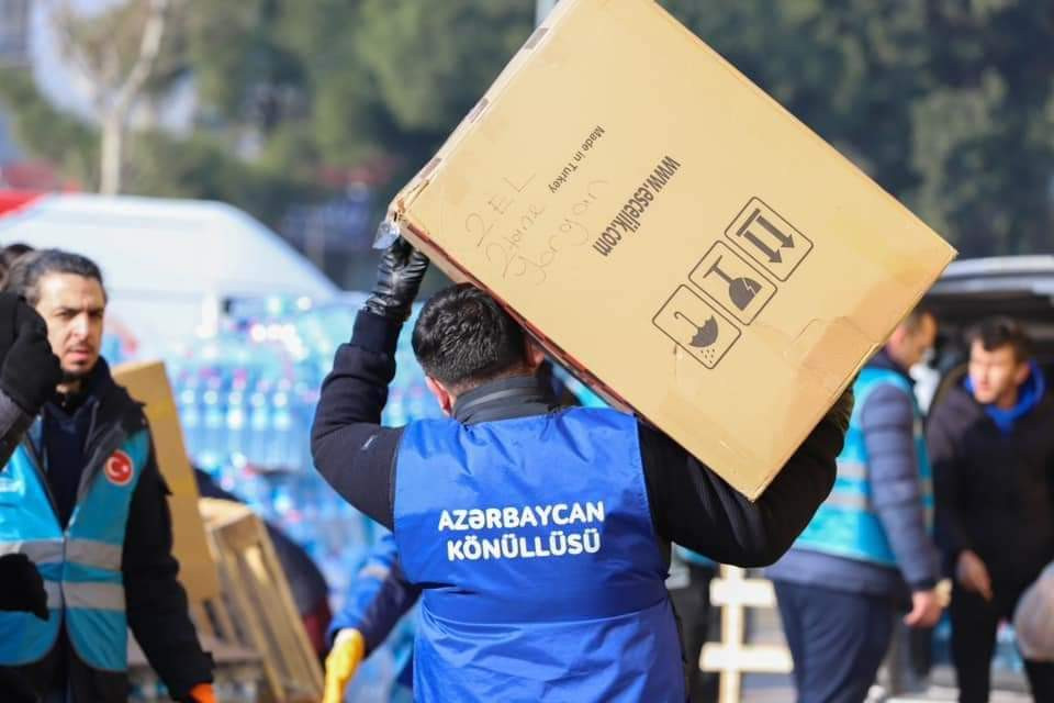 Azərbaycan könüllüləri Kahramanmaraşda fəaliyyətə başlayıblar<font color=red> - FOTOLAR</font>