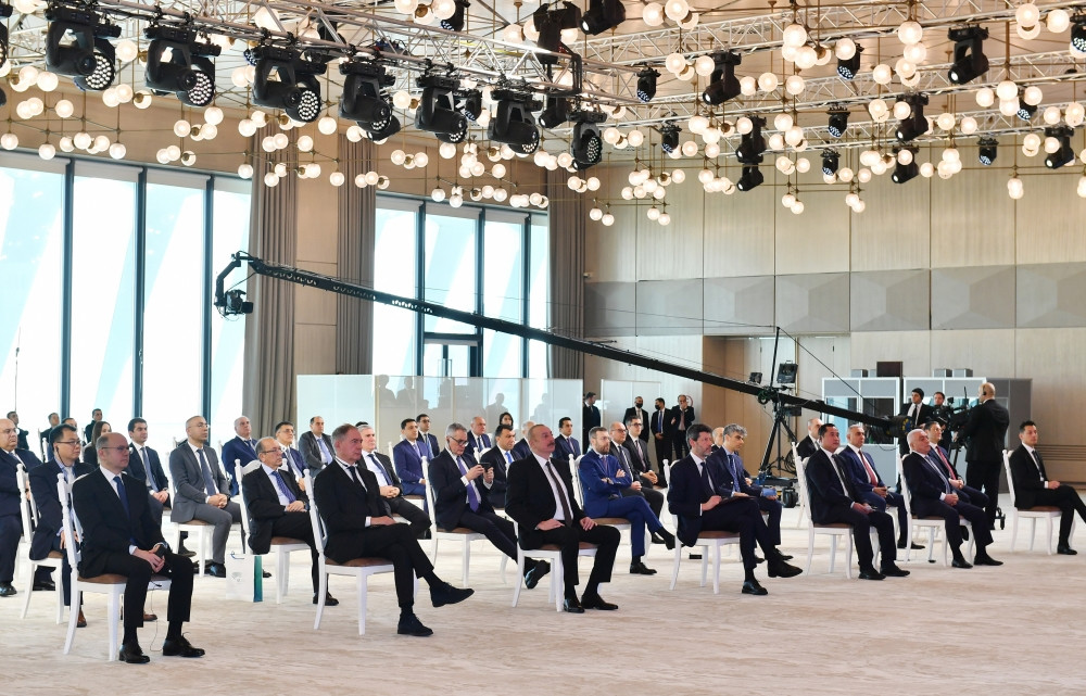  Prezident İlham Əliyev “Gülüstan” sarayında müstəqillik dövrünün 1280 MVt gücündə ən böyük İstilik Elektrik Stansiyasının təməlqoyma mərasimində iştirak edib<font color='red'> - YENİLƏNİB 3</font><font color=red> - FOTOLAR</font>