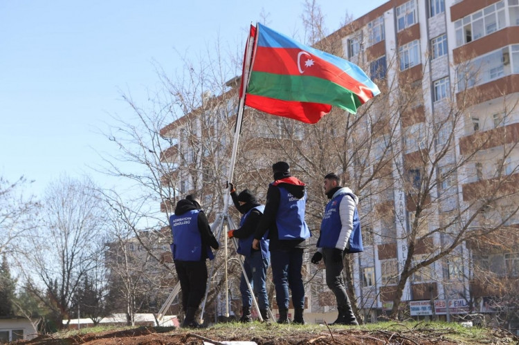 Könüllülərimiz Türkiyədə fəaliyyətini davam etdirir<font color=red> - FOTOLAR</font>