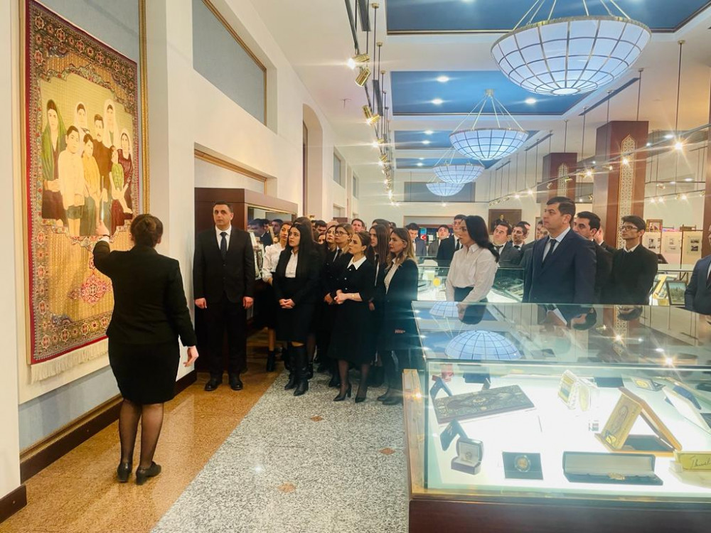 “Heydər Əliyev və dövlət gənclər siyasəti” mövzusunda tədbir keçirilib<font color=red> - FOTOLAR</font>