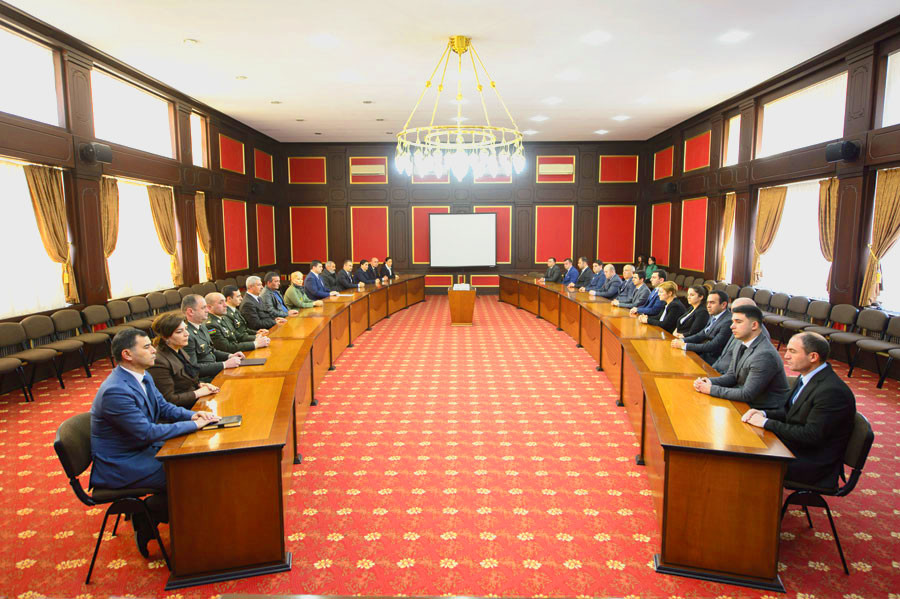 Naxçıvanda şəhidlərin orden və medalları ailə üzvlərinə təqdim edilib<font color=red> - FOTOLAR</font>