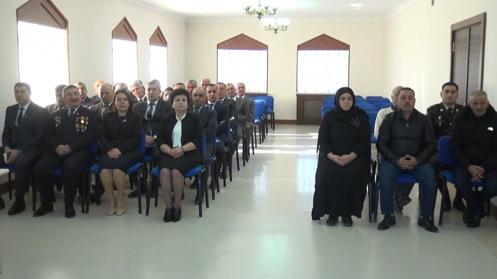 Şəhidlərin ordenləri ailə üzvlərinə təqdim edilib<font color=red> - FOTOLAR</font>