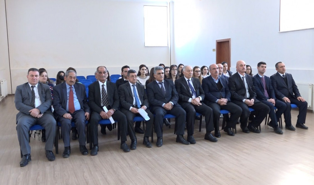 “Naxçıvanda meyvəçilik, tərəvəzçilik, üzümçülük” adlı yeni dərs vəsaitinin təqdimatı keçirilib<font color=red> - FOTOLAR</font>