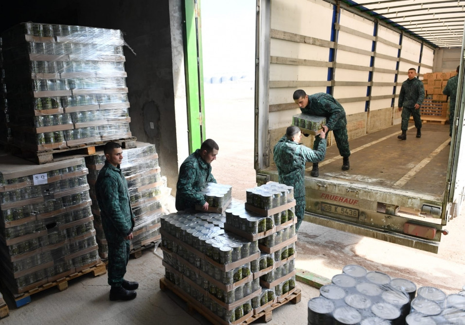 Dövlət Sərhəd Xidməti Türkiyədə baş vermiş zəlzələdən zərərçəkənlərə yardım göndərib<font color=red> - FOTOLAR</font>