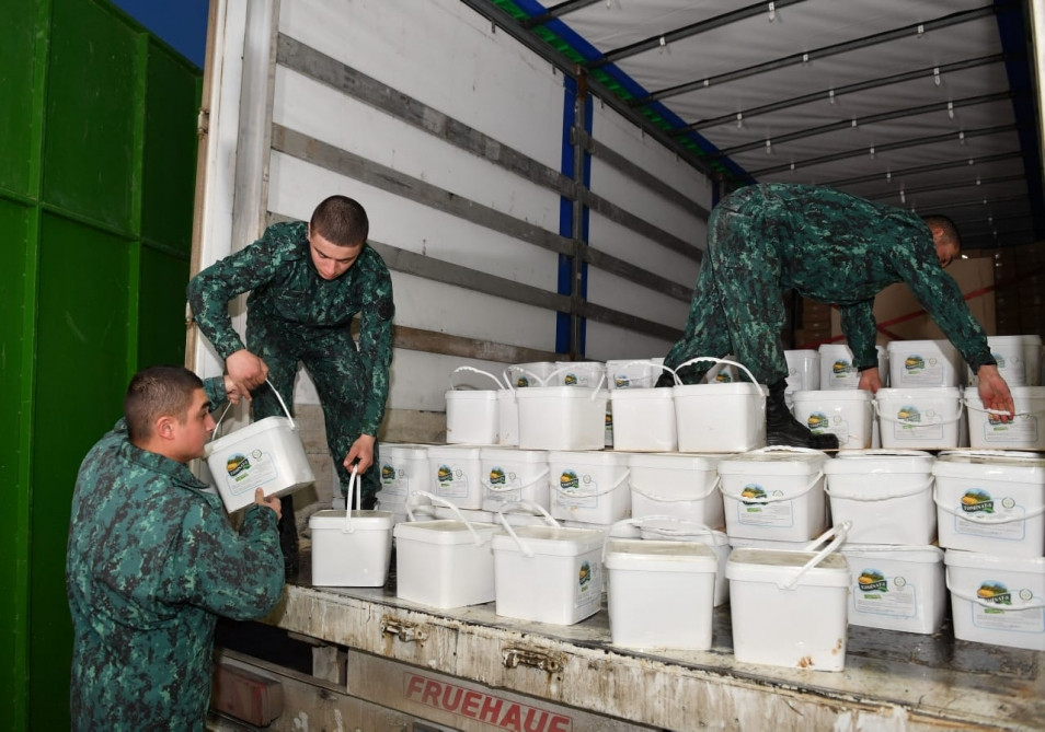 Dövlət Sərhəd Xidməti Türkiyədə baş vermiş zəlzələdən zərərçəkənlərə yardım göndərib<font color=red> - FOTOLAR</font>