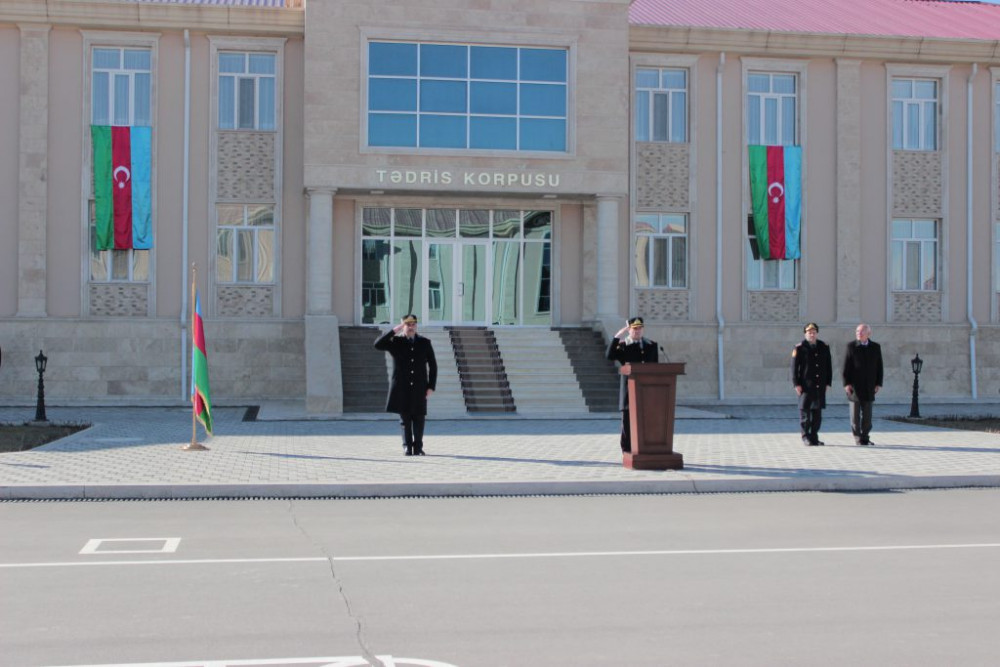 Naxçıvan DİN-in Orta İxtisas Polis Məktəbində andiçmə mərasimi keçirilib<font color=red> - FOTOLAR</font>