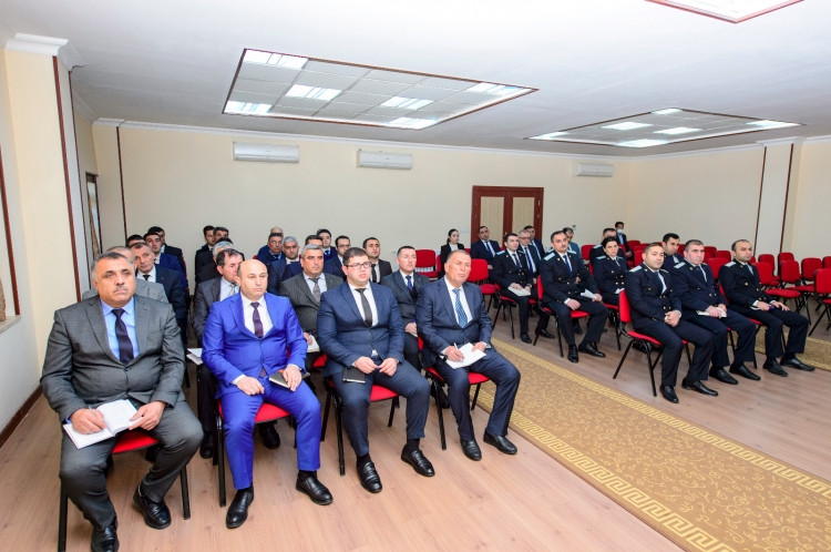 Naxçıvan Muxtar Respublikası Prokurorluğunda “Ekoloji hüquqpozmalar” mövzusunda seminar keçirilib<font color=red> - FOTOLAR</font>