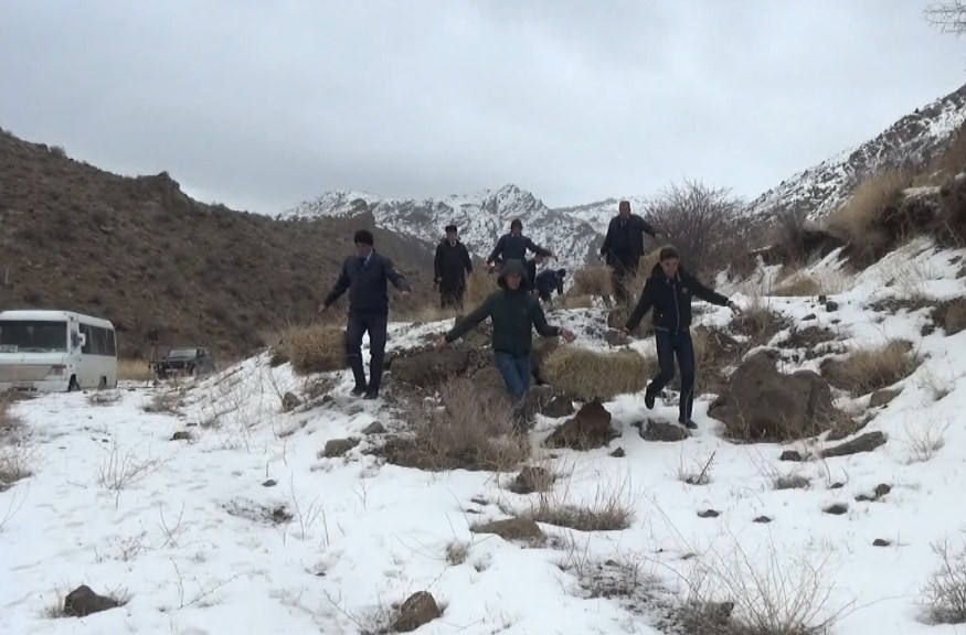 Tələbələr Zəngəzur Milli Parkında istehsalat təcrübəsi keçiblər<font color=red> - FOTOLAR</font>