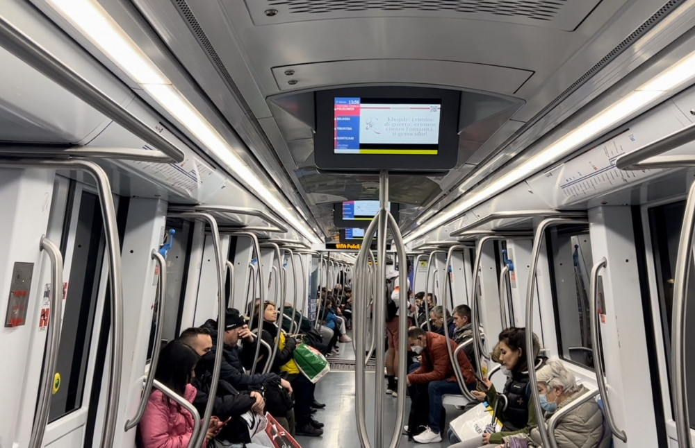 Roma metrosunda Xocalı soyqırımı ilə bağlı məlumatlandırıcı videoçarx yayımlanır<font color=red> - FOTOLAR</font>