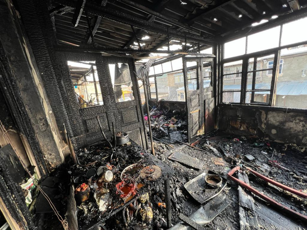 Şərurda yanğın olub<font color=red> - FOTOLAR</font>