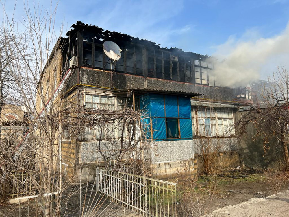 Şərurda yanğın olub<font color=red> - FOTOLAR</font>