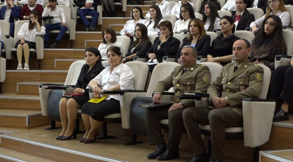 “Naxçıvan” Universitetində Ümumdünya Mülki Müdafiə Gününə həsr olunan konfrans keçirilib<font color=red> - FOTOLAR</font>