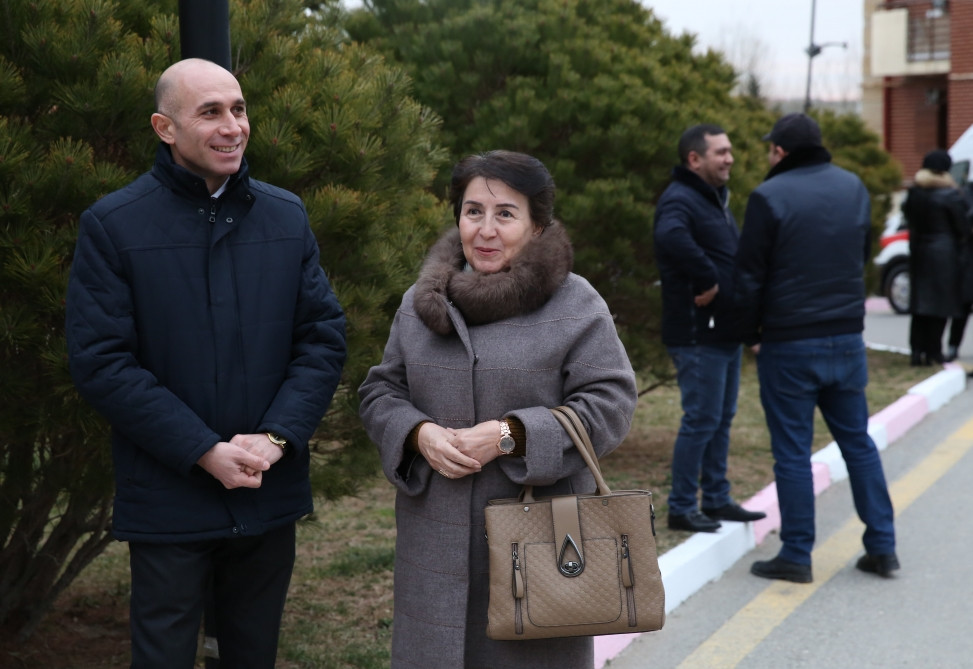 Daha 10 ailə Zəngilan rayonunun Ağalı kəndinə köçürülüb<font color=red> - FOTOLAR</font>