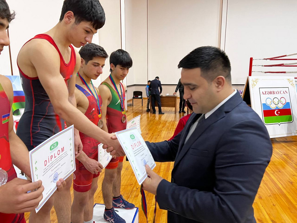 Güləş üzrə muxtar respublika birinciliyi keçirilib<font color=red> - FOTOLAR</font>