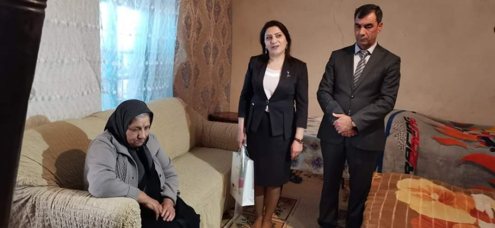 Naxçıvanda məhdud fiziki imkanlı qadınlarla bayram görüşləri keçirilib<font color=red> - FOTOLAR</font>